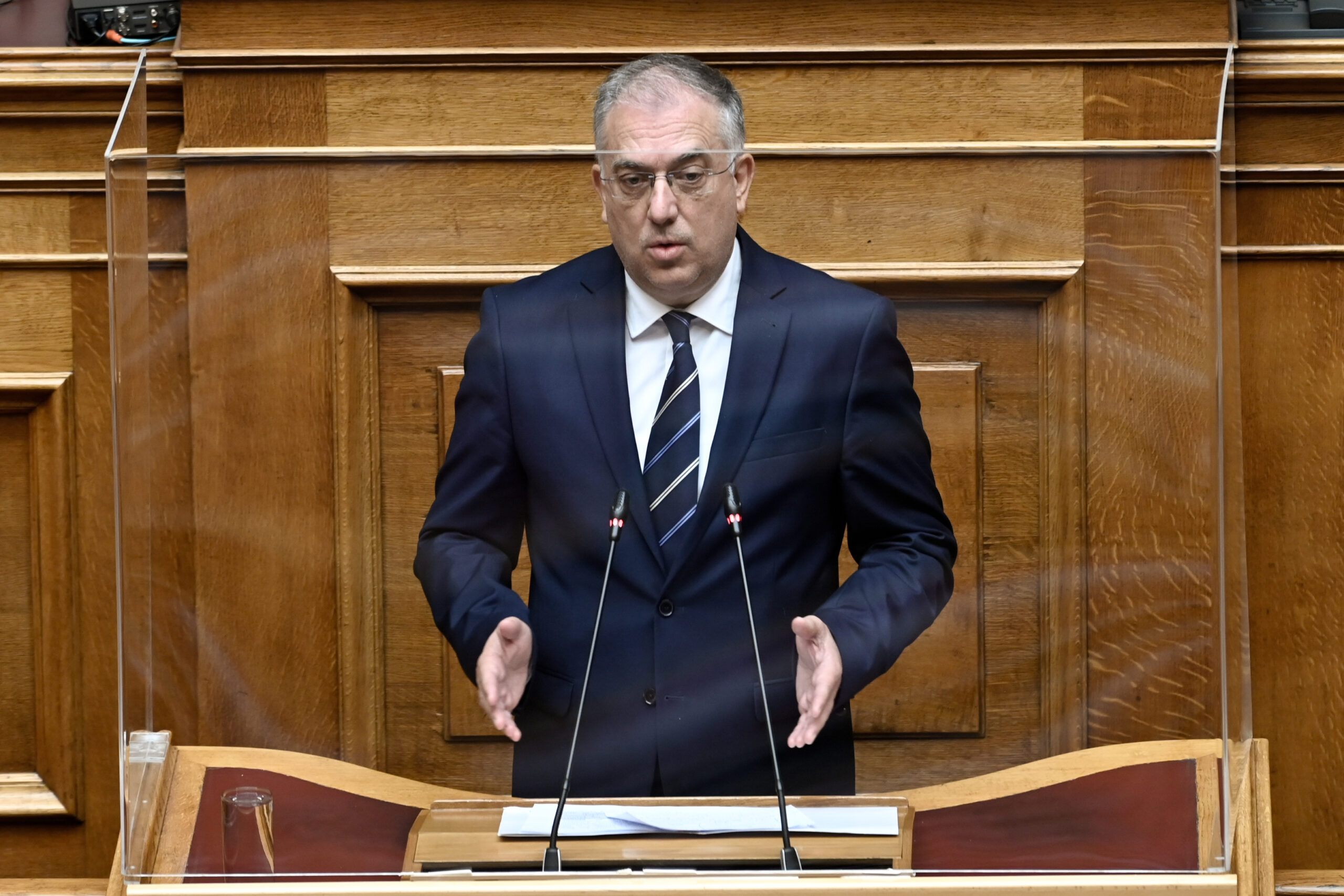 Επίθεση Θεοδωρικάκου σε ΣΥΡΙΖΑ για την ΕΛ.ΑΣ: Φοβίζετε τον κόσμο και επιτίθεστε πολύ εύκολα στον Έλληνα αστυνομικό