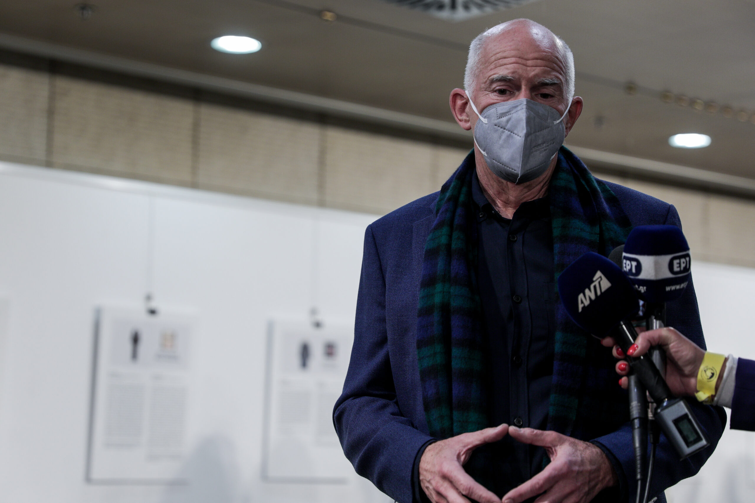 Γ. Παπανδρέου: Δεν θα επιτρέψουμε παράγοντες άλλων κομμάτων να εκλέξουν τον πρόεδρο του Κινήματος Αλλαγής