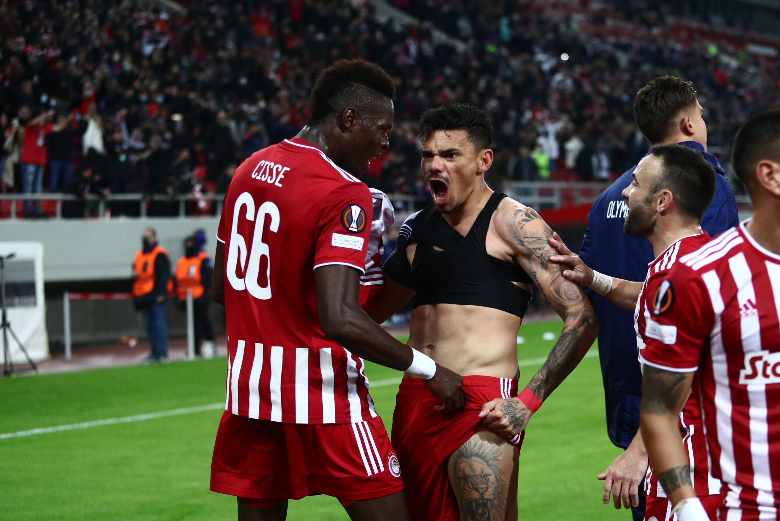 Ολυμπιακός – Φενέρμπαχτσε 1 – 0: Την «ξέρανε» στο 90′ και προκρίθηκε (vid & pics)