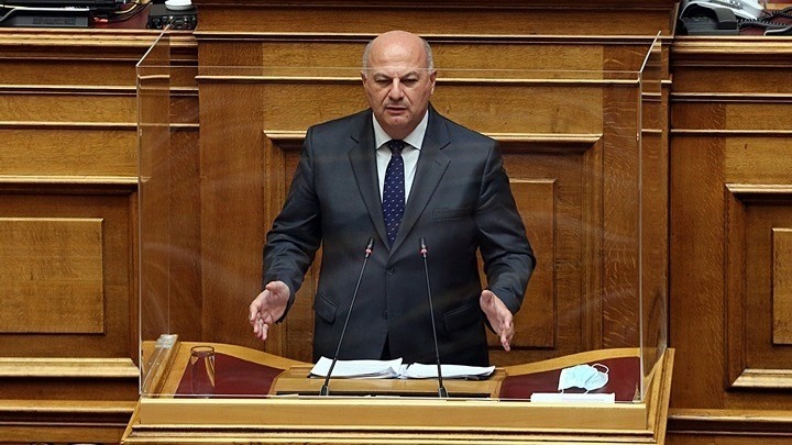 Νέος ΠΚ: Απέσυρε το άρθρο 30 ο Τσιάρας κάνοντας δεκτές ενστάσεις της αντιπολίτευσης