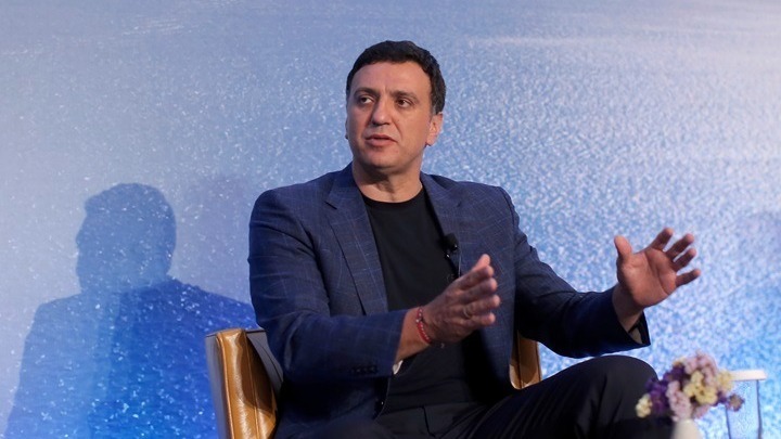 Β. Κικίλιας στους Financial Times: Η Ελλάδα αναμένει 35% περισσότερους επισκέπτες το 2022 από τη Βρετανία