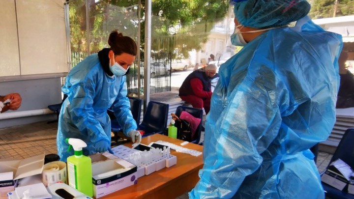ΕΟΔΥ: Σε ποια σημεία θα γίνουν αύριο (15/12) δωρεάν τεστ
