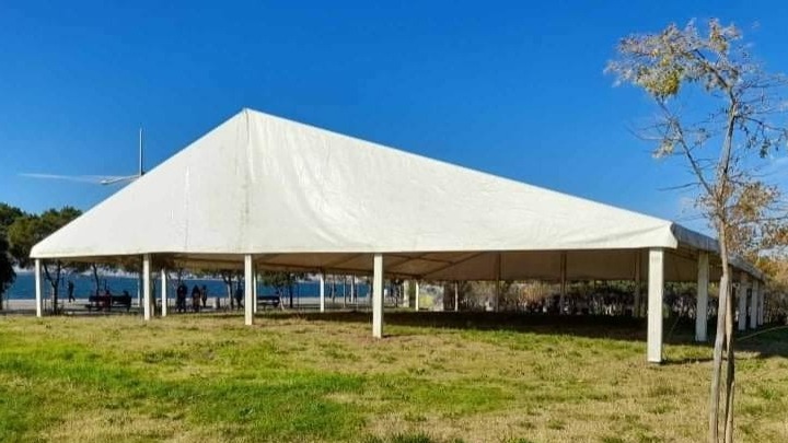 Θεσσαλονίκη: Οι Φίλοι της Νέας Παραλίας ζητούν την παρέμβαση Εισαγγελέα για την τέντα που στήθηκε στον Κήπο των Εποχών