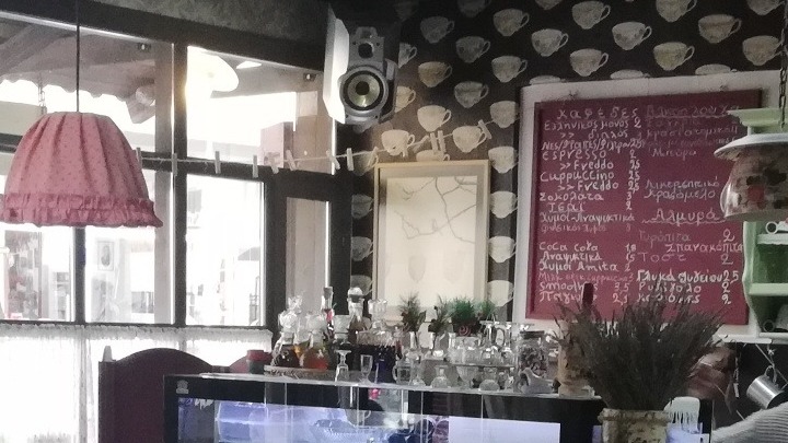 Το καφενείο στη Φλώρινα που “δέχεται” μόνο γυναίκες
