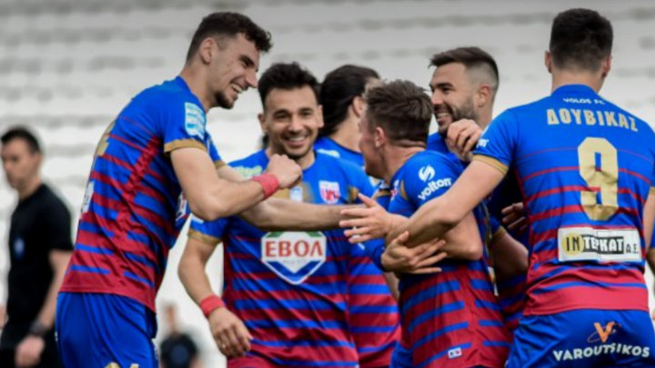 Super League: Ο Ιωνικός συνεχίζει το εντυπωσιακό σερί – Τους 300 αγώνες στην καριέρα του έφτασε ο Νίνης