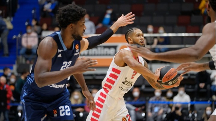 Ζενίτ – Ολυμπιακός 78-84: Δυσκολεύεται μακριά από το ΣΕΦ (pics & vid)
