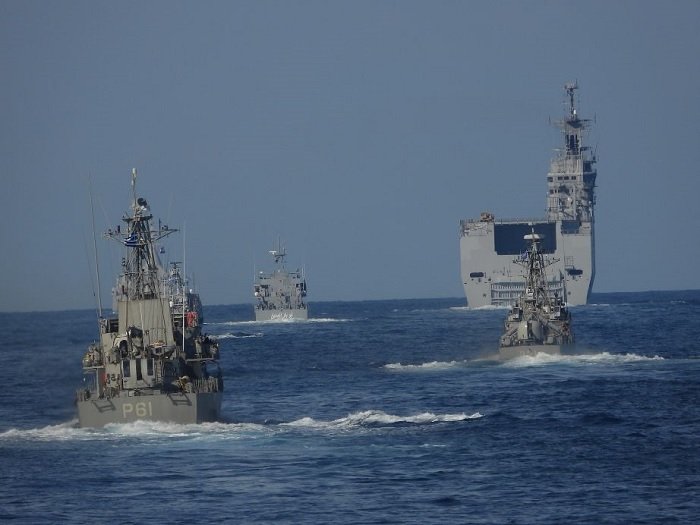 Συνεκπαίδευση πλοίων και αεροσκαφών στην περιοχή της Κρήτης (vid)