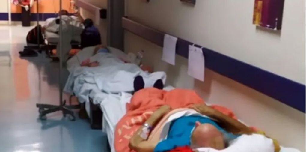 Πρωτόγνωρες εικόνες στα νοσοκομεία της χώρας – Χωρίς ούτε μια ΜΕΘ ξεκινά σήμερα εφημερία το «Παπανικολάου»