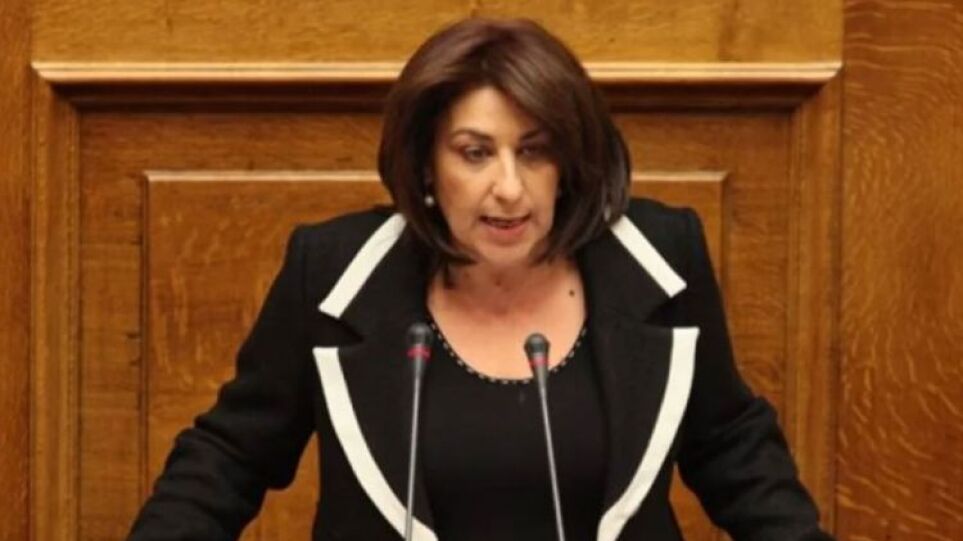 ΚΙΝΑΛ: Ορκίστηκε βουλευτής η Τόνια Αντωνίου – Έλαβε την έδρα της Φώφης Γεννηματά