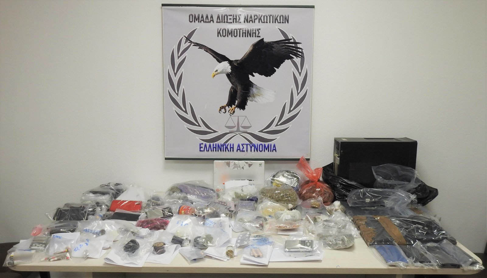 Σύλληψη 38 μελών εγκληματικής οργάνωσης σε Θεσσαλονίκη, Κομοτηνή, Αλεξανδρούπολη – Έβγαλαν 190.000 ευρώ