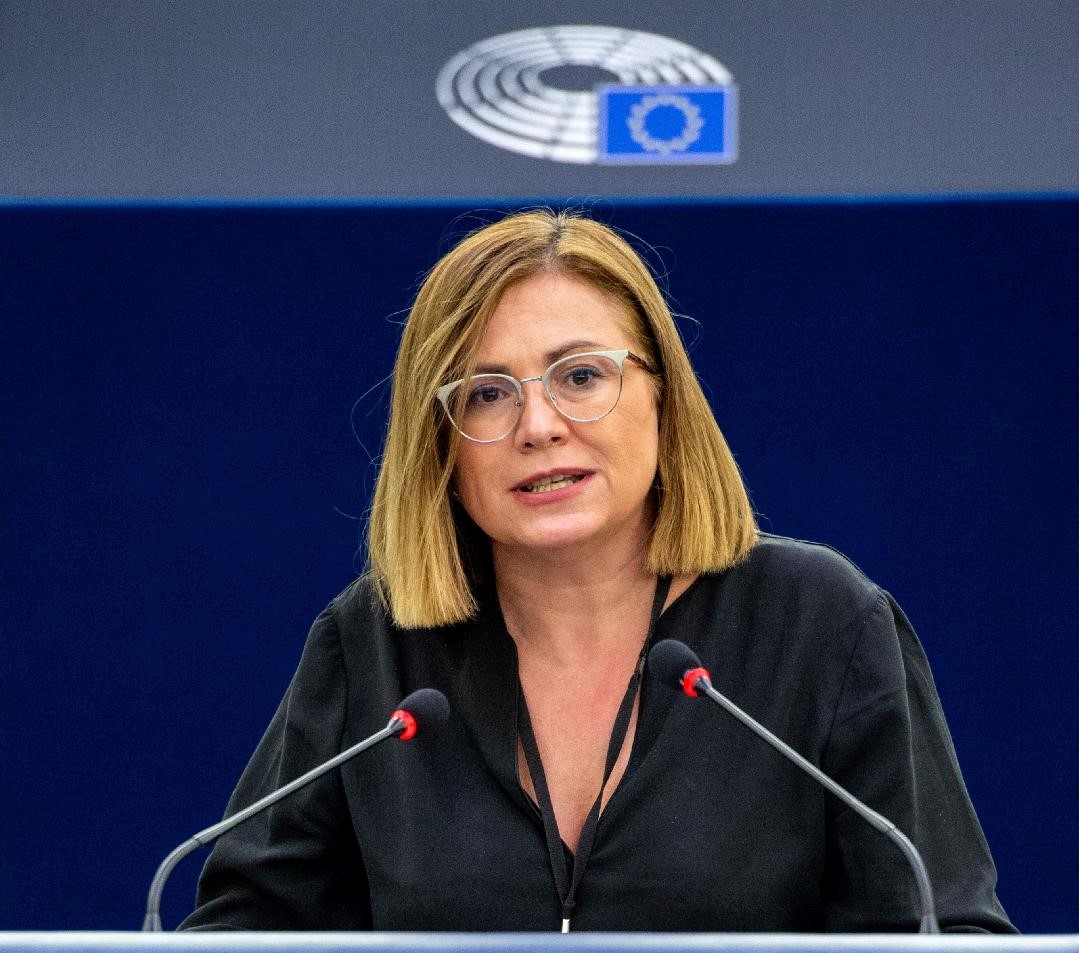 Επείγουσα ερώτηση της Μαρίας Σπυράκη στον Επίτροπο Οικονομίας Τζεντιλόνι – Αυστηροί έλεγχοι σε εισαγόμενα προϊόντα