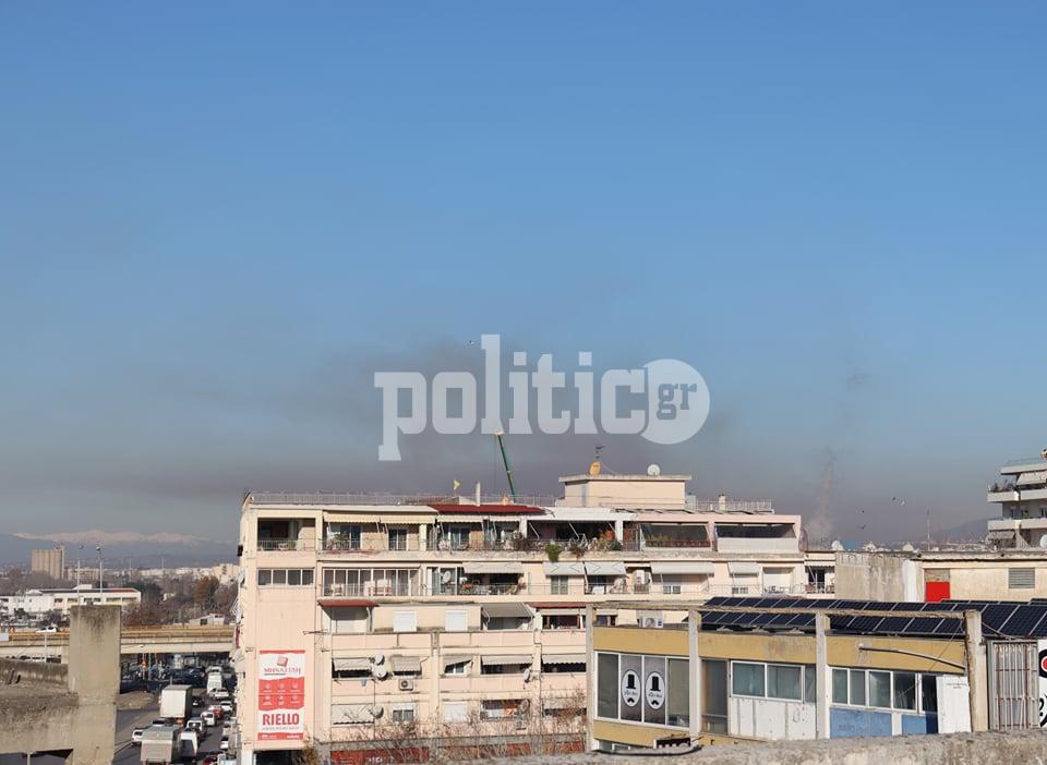 Σε προβληματισμό έχουν βάλει την δυτική Θεσσαλονίκη τα σύννεφα καπνού των ΕΛΠΕ