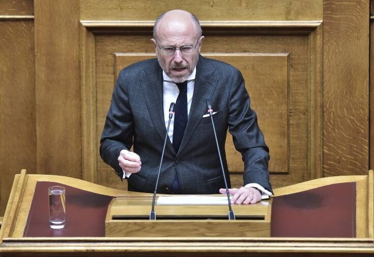 Βαρτζόπουλος: “Υποχρεωτικός ο εμβολιασμός και σε άλλες ηλικιακές κατηγορίες”
