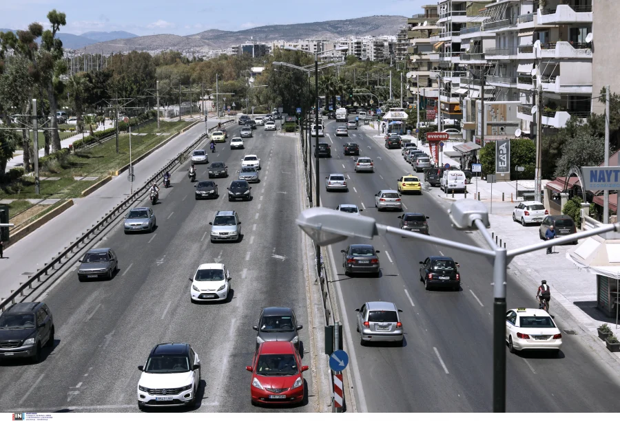 Tσουχτερά πρόστιμα για χιλιάδες ιδιοκτήτες οχημάτων το 2022