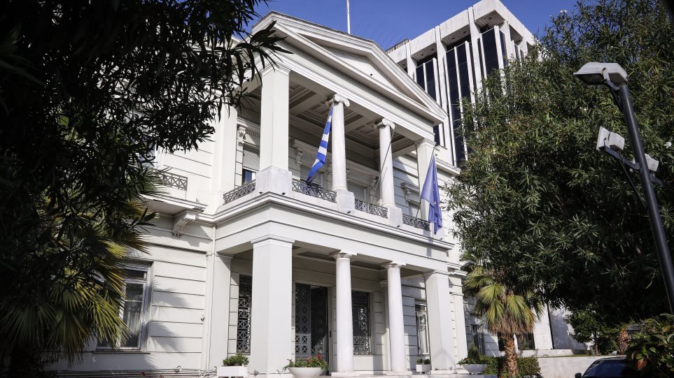 Με δίωρη στάση εργασίας θα διαμαρτυρηθούν οι διπλωματικοί υπάλληλοι την Παρασκευή