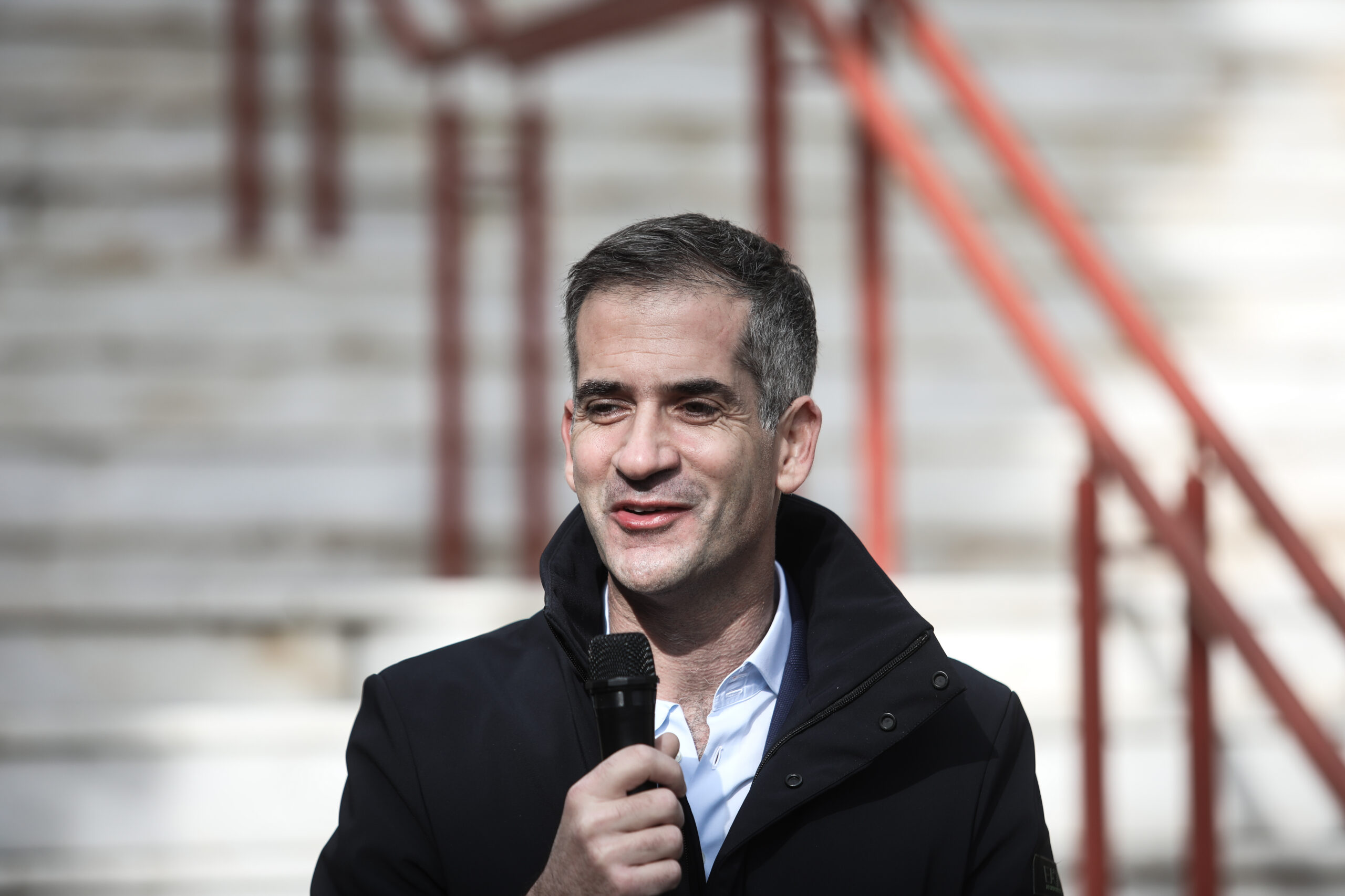 Το twitter τρολάρει τον Κ. Μπακογιάννη για τα 217.000 ευρώ στην τηλε-φιέστα με τον Σ. Ρουβά