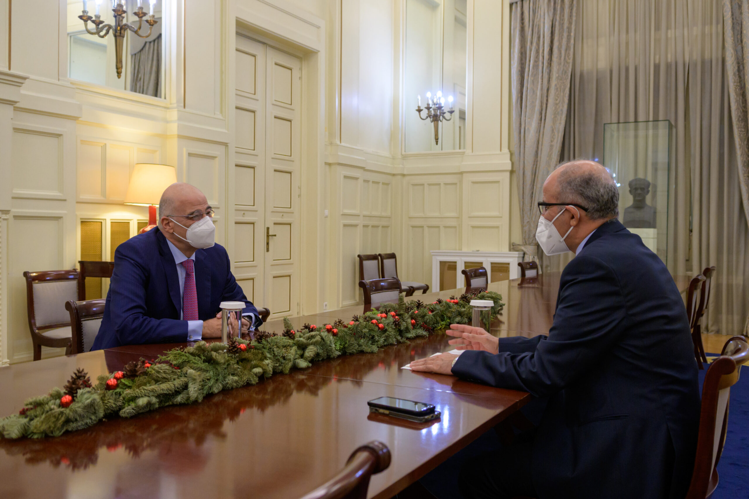 Συνεχίζει το διπλωματικό μαραθώνιο ο Δένδιας