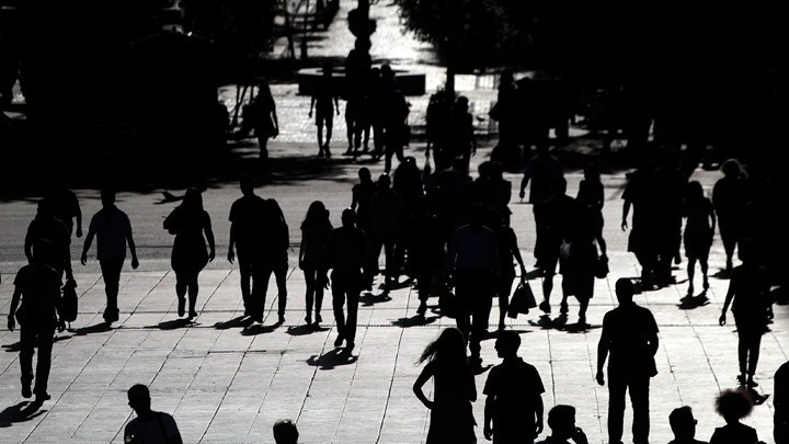 ΕΛΣΤΑΤ: Τι πληθυσμό είχε η Ελλάδα την 1η Ιανουαρίου 2021!