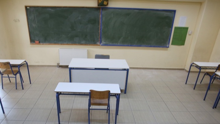 Κορονοϊός – Ισπανία: Παρά την Όμικρον τα σχολεία ανοίγουν κανονικά στις 10 Ιανουαρίου