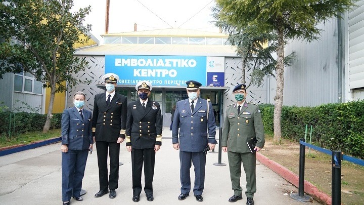ΓΕΕΘΑ: Πάνω από 2,5 εκατ. εμβολιασμοί στα εμβολιαστικά κέντρα από προσωπικό των Ένοπλων Δυνάμεων
