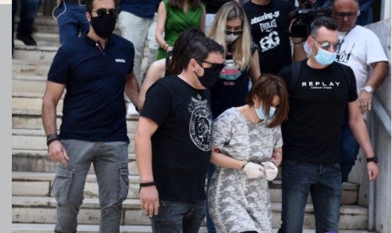 Θεσσαλονίκη: Σήμερα η δίκη για την δολοφονία του 49χρονου στον Εύοσμο – Στο εδώλιο η εν διαστάσει σύζυγός του και η κόρη του (vid)