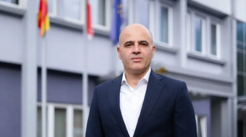 Βόρεια Μακεδονία: Ο Κοβάτσεφκσι διαδέχεται τον Ζάεφ στην ηγεσία του κυβερνώντος Κόμματος