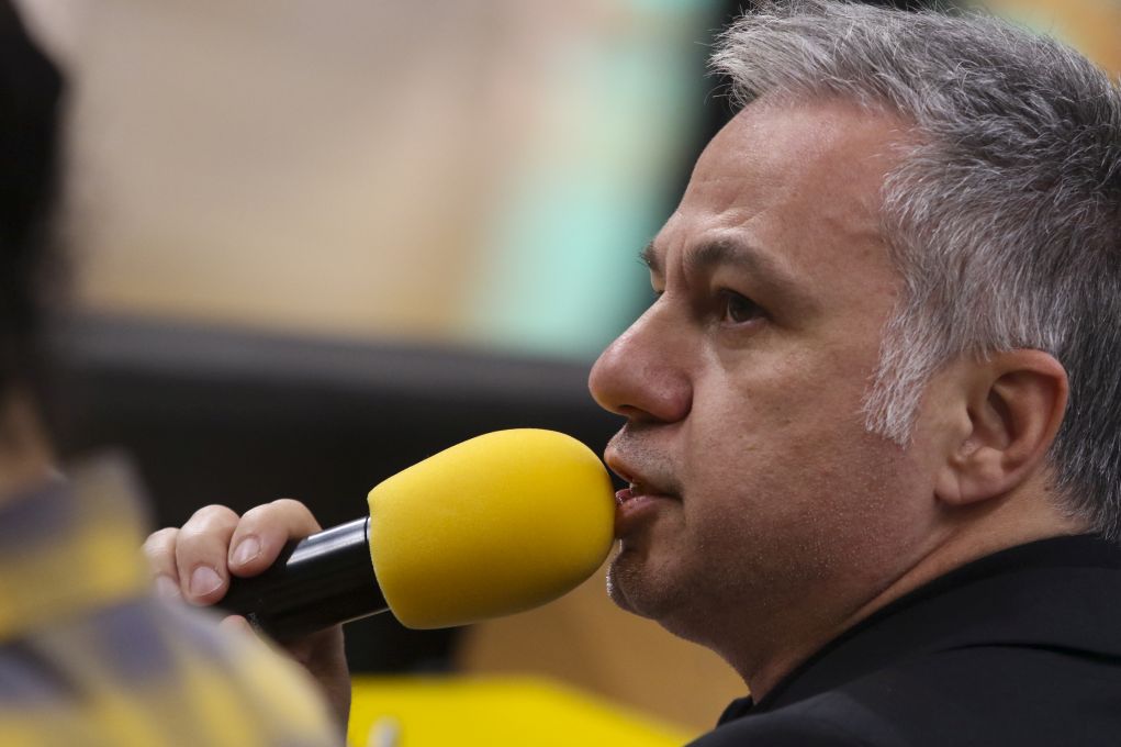 Ο Ζαραλίκος κατέκρινε τον Κ. Μπακογιάννη και ο λογαριασμός του στο Twitter «έπεσε»