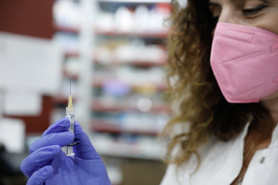 Τσεχία: Προετοιμάζουν υποχρεωτικό εμβολιασμό για τους άνω των 60