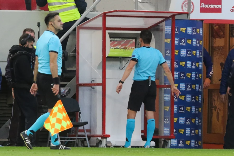 Super League: Ξένοι στο VAR σε Τούμπα, Λεωφόρο και Βικελίδης – Οι διαιτητές της 13ης αγωνιστικής