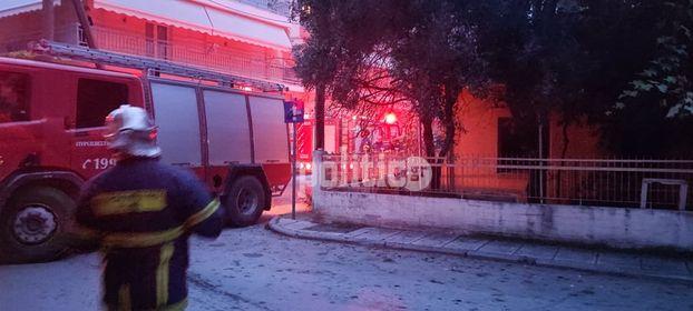 Φωτιά σε μονοκατοικία στο Κορδελιό (pics & vid)