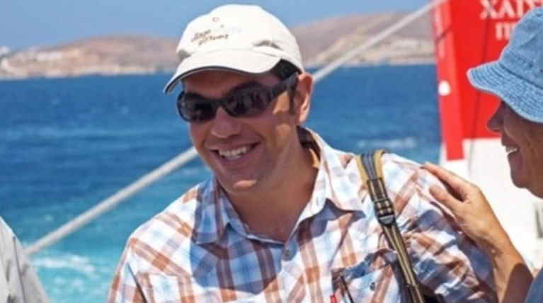 Άδεια για ταχύπλοο κατάφερε να πάρει ο Αλέξης Τσίπρας