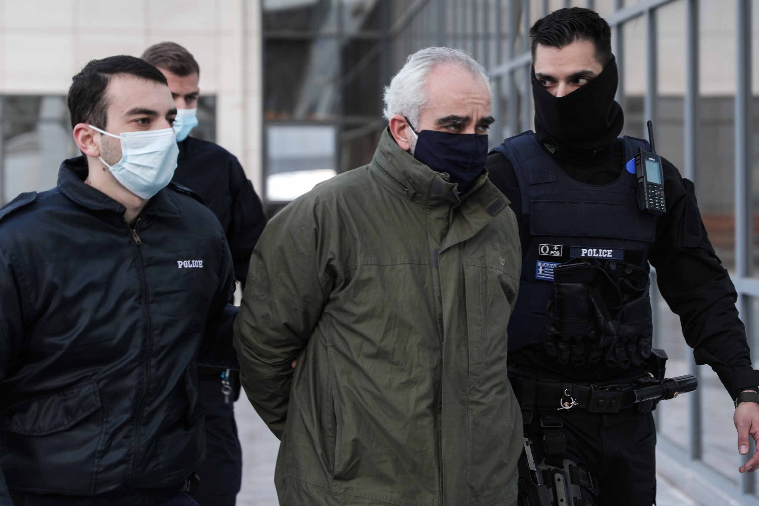 Στα βήματα του Σώρρα και ο «Dr. Kontos» – 200.000 ευρώ απέσπασε από θύμα του για…μετοχές της Τράπεζας της Ανατολής