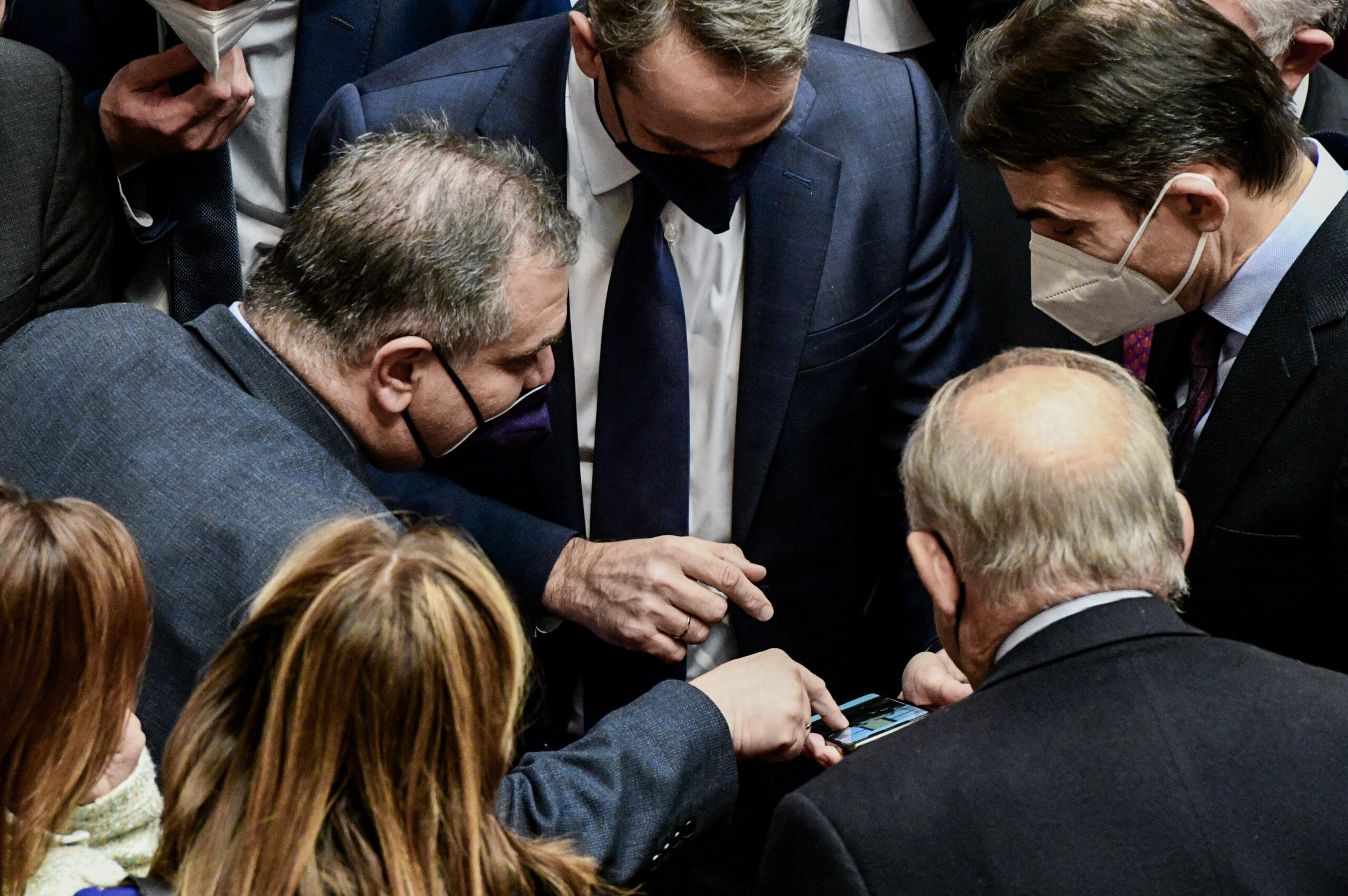 Παρασκήνια/ Ο Μητσοτάκης ζήτησε να μάθει λεπτομέρειες για το επεισόδιο μεταξύ Άδωνι και Πολάκη