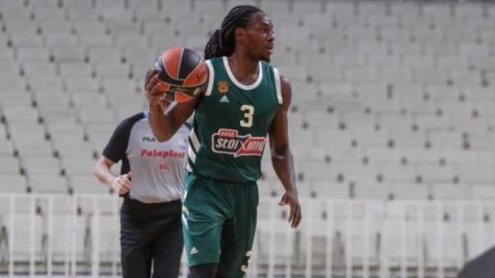 Περνάει στη Μπούντουτσνοστ ο Κέντρικ Πέρι