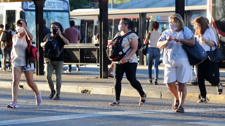Αργεντινή: Ρεκόρ θερμοκρασίας καταγράφετε σε όλη τη χώρα από πρωτοφανή καύσωνα