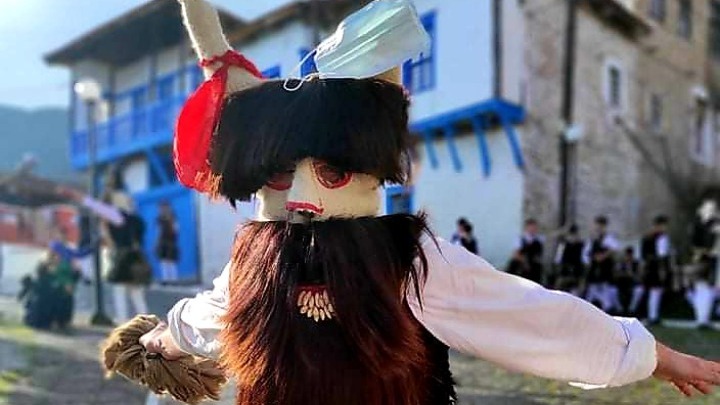 Δράμα: Χωρίς επισκέπτες και επίσημους εορτασμούς αναβίωσαν φέτος οι “Μπαμπόγεροι”