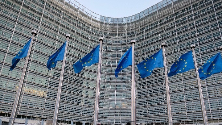 Ευρωπαϊκή Επιτροπή: Κατατέθηκε αίτημα από την Ελλάδα για πληρωμή στο πλαίσιο του RRF