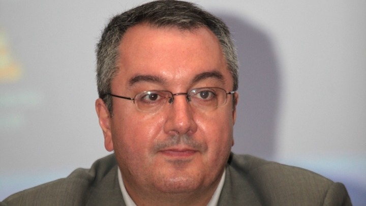 Μόσιαλος: Τρεις υποπαραλλαγές εμφανίζει η Όμικρον