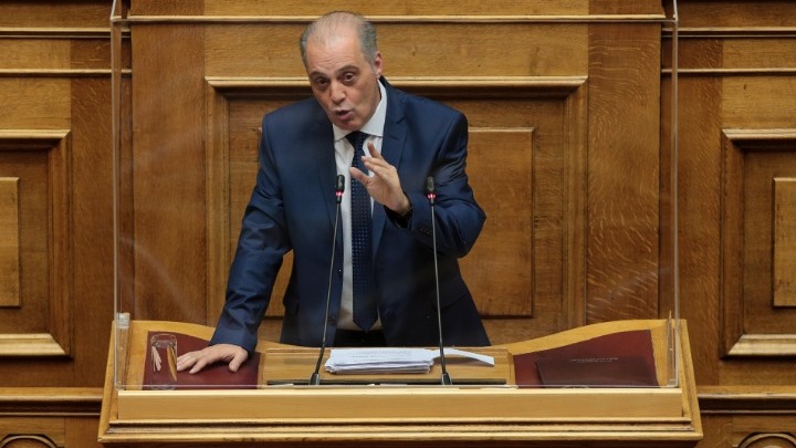Βελόπουλος: «Είστε η κυβέρνηση των λαθών» (vid)