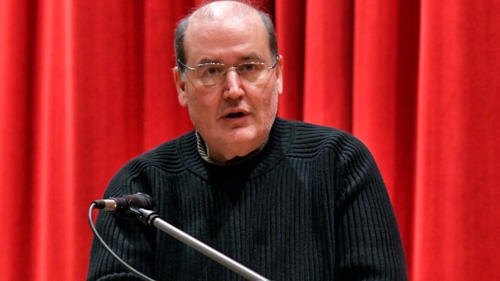 Ν. Φίλης: «Αναγκαία η μικρή παράταση των σχολικών διακοπών»
