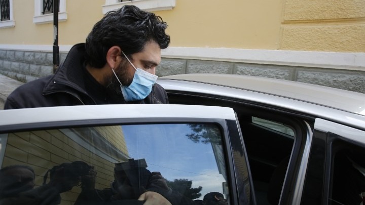 Παραιτήθηκε ο δικηγόρος του ιερέα που κατηγορείται για βιασμό ανήλικης