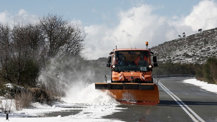 Κακοκαιρία «Ελπίς»: Σε εξέλιξη το 2ο και εντονότερο κύμα – Έκκληση για αποφυγή των μη απαραίτητων μετακινήσεων