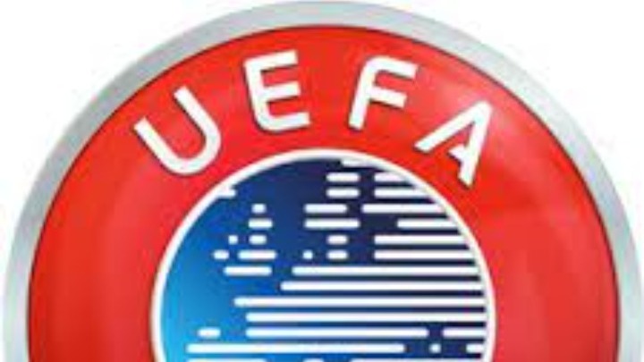 UEFA: «Οι σύλλογοι πρέπει να συμμορφώνονται με τους εθνικούς κανονισμούς για τον εμβολιασμό κατά της Covid-19»