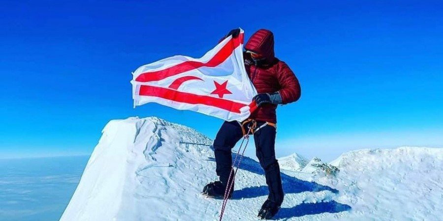 Νεκρός από χιονοστιβάδα ο Τουρκοκύπριος ορειβάτης που ύψωσε σημαία του ψευδοκράτους (pic & vid)