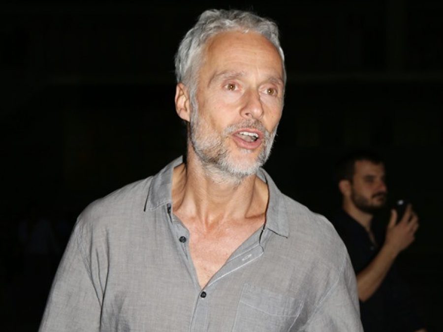 Αντώνης Φραγκάκης: Ο πατέρας μου έλεγε ότι είμαι «αρσενική πόρνη»