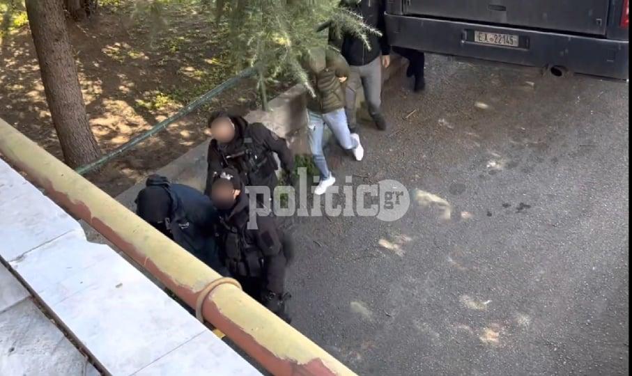 Δολοφονία Άλκη: Ενώπιον της ανακρίτριας δυο από τους συλληφθέντες