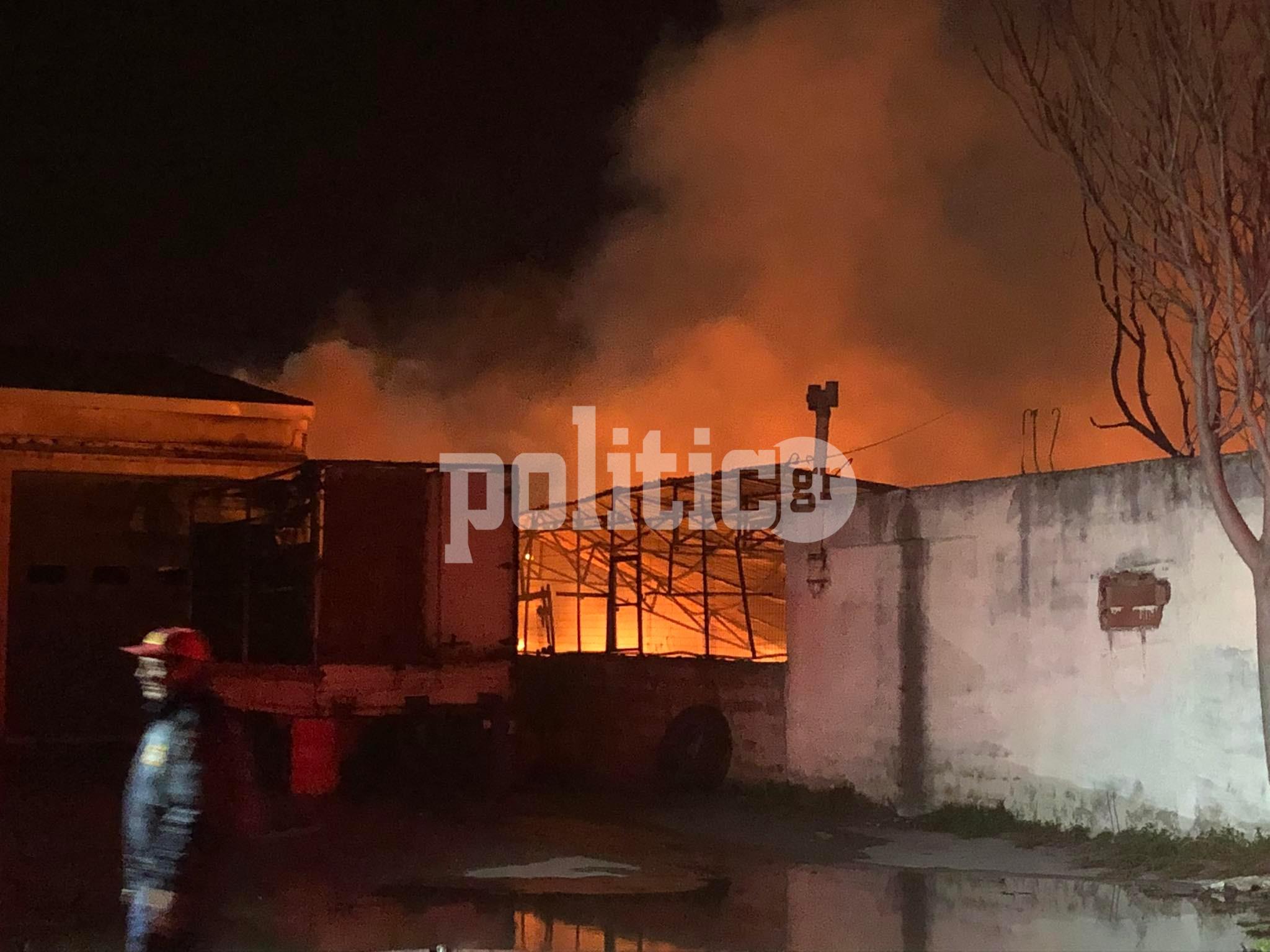 Θεσσαλονίκη: Μεγάλη φωτιά στα Διαβατά – Οι φλόγες πλησιάζουν βενζινάδικο