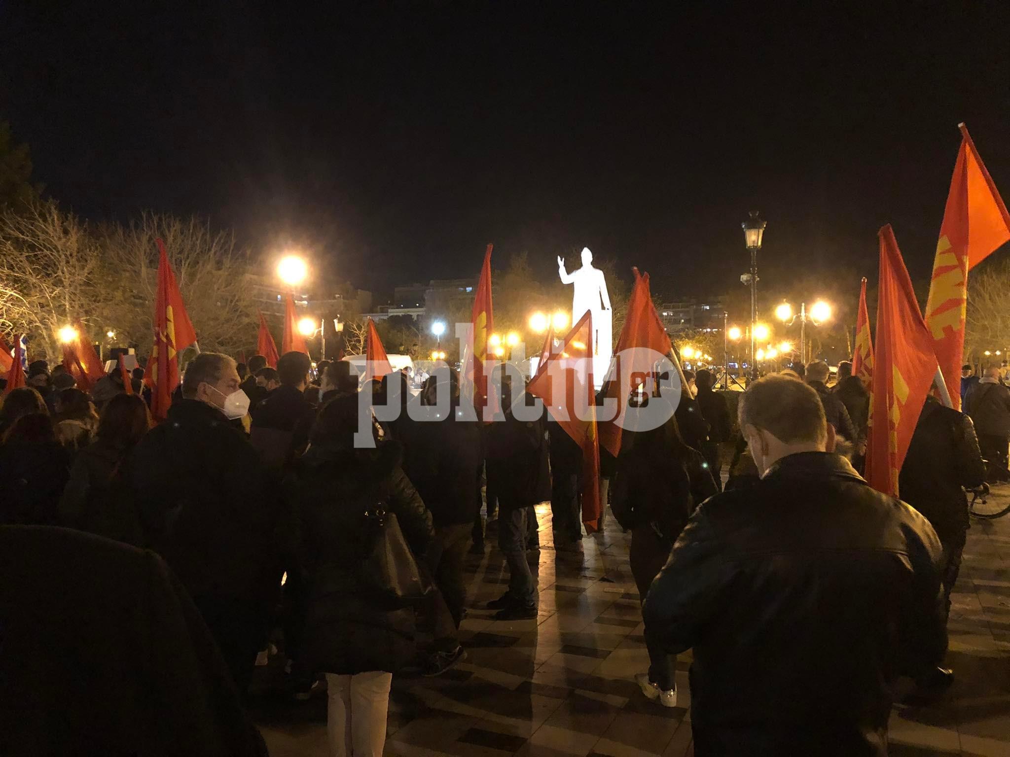 Θεσσαλονίκη: Αντιπολεμική συγκέντρωση διαμαρτυρίας του ΚΚΕ στο άγαλμα Βενιζέλου (vid & pics)