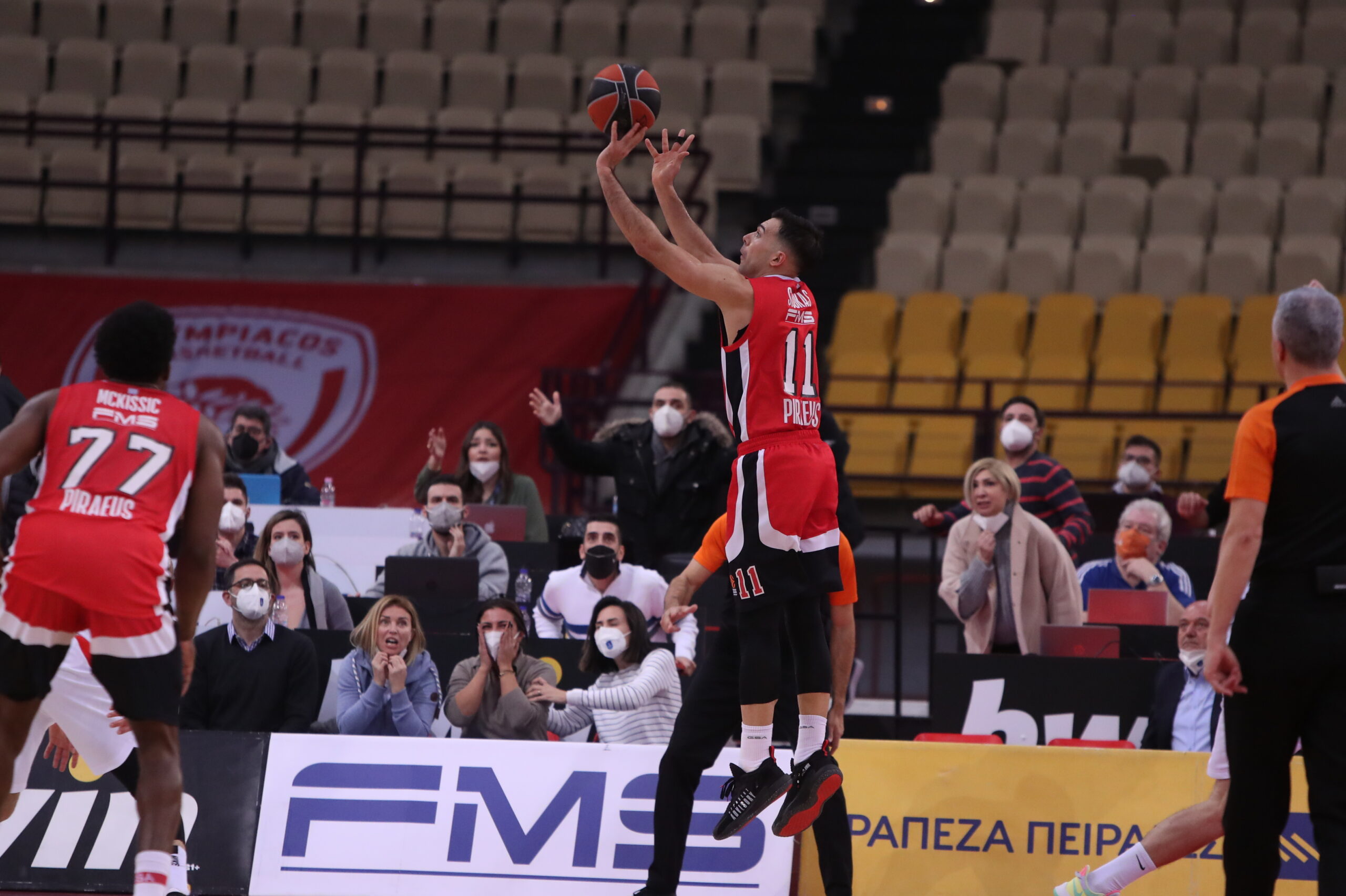 Ολυμπιακός – Αναντολού Εφές 87-85: Buzzer beater τετράδας από τον Σλούκα