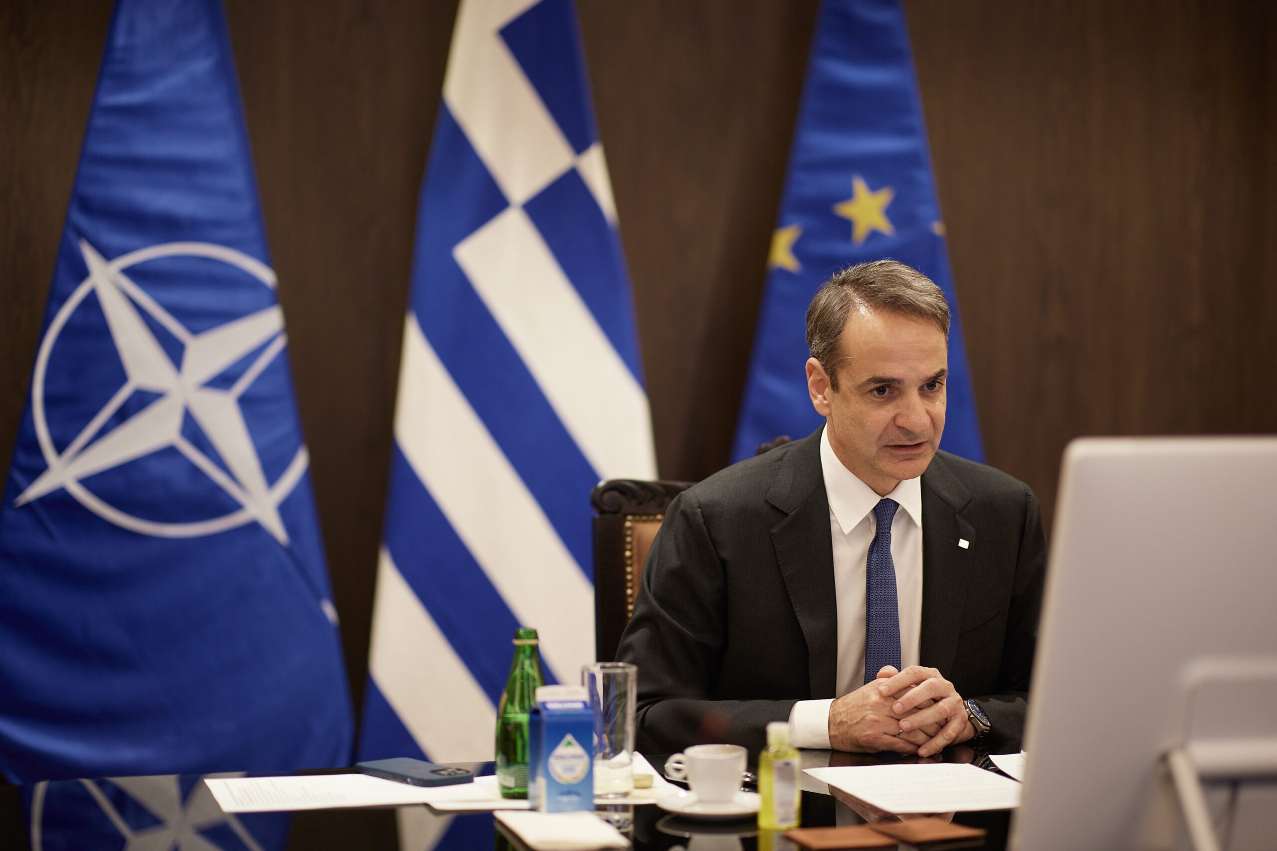 Μητσοτάκης στη Σύνοδο Κορυφής του ΝΑΤΟ: «Να απεξαρτηθούμε από το ρωσικό αέριο» (pics & vid)